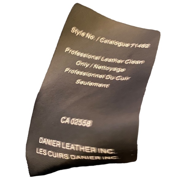 Danier leather jacket - Picture 4 of 10